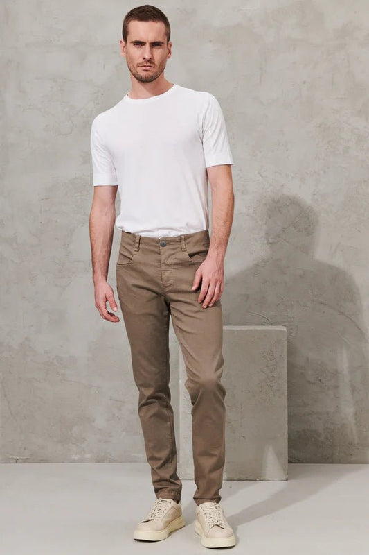 5-pocket Slim-Fit Trousers in Stretch Cotton - thegreatputonmv5-pocket Slim-Fit Trousers in Stretch Cotton5-pocket Slim-Fit Trousers in Stretch Cotton5-pocket Slim-Fit Trousers in Stretch CottonMEN'S PANTSTransitthegreatputonmvCFUTRWA1025-pocket Slim-Fit Trousers in Stretch CottonMU13 CLAY