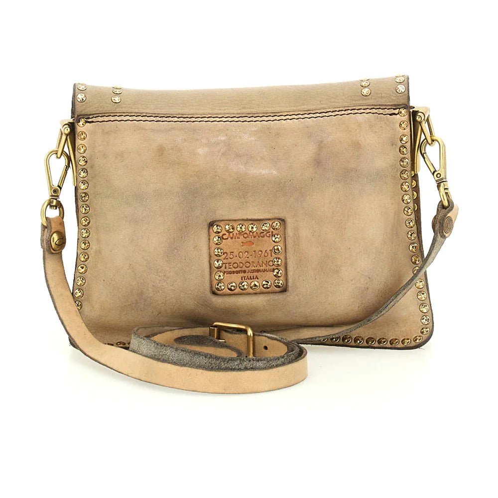 Agnese Crossbody - thegreatputonmvAgnese CrossbodyAgnese CrossbodyAgnese CrossbodyCAMPOMAGGIthegreatputonmvC016500ND_X0007_C0552Agnese CrossbodyCEMENT