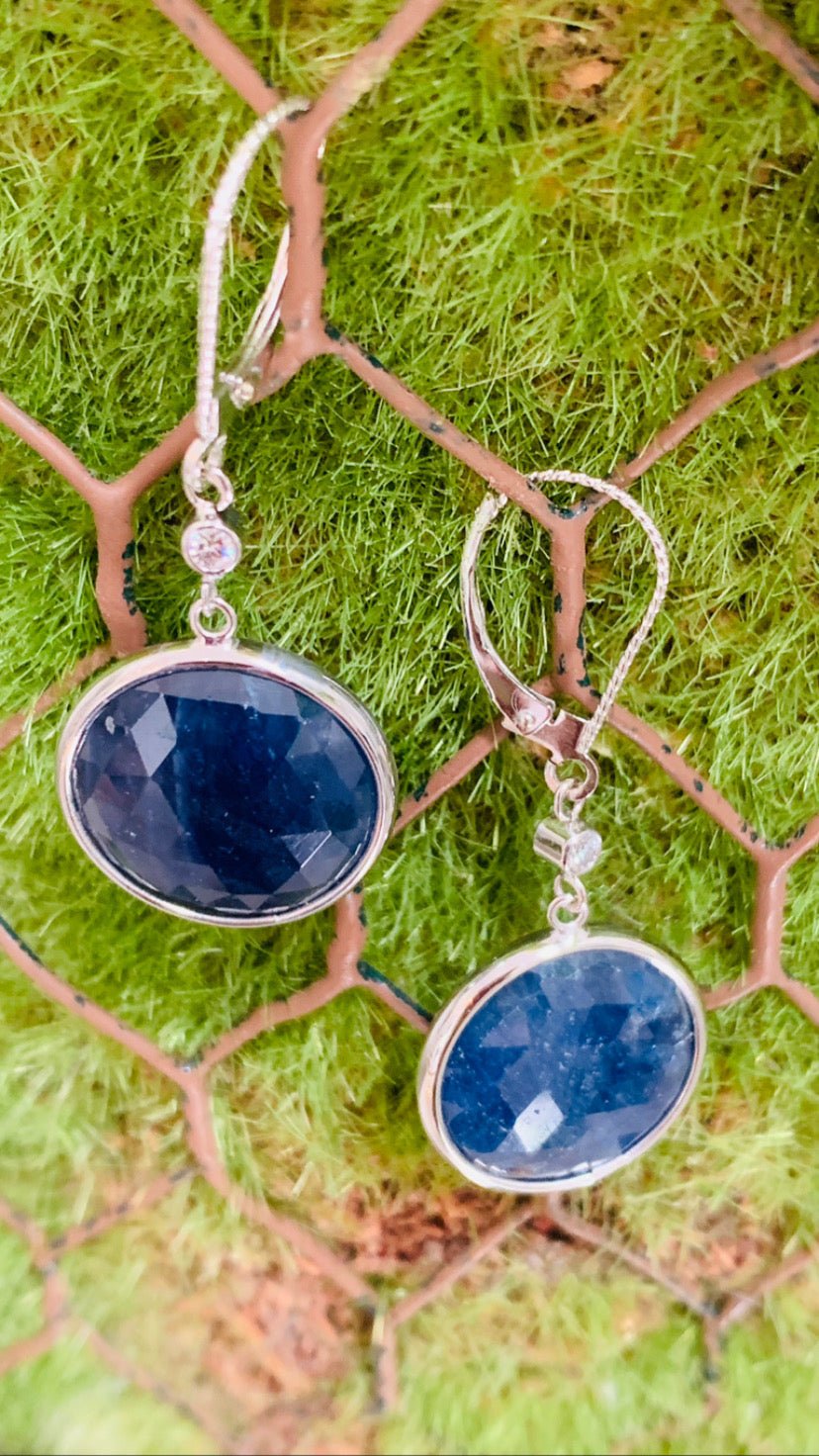 Blue Sapphire Slice Earrings - thegreatputonmvBlue Sapphire Slice EarringsBlue Sapphire Slice EarringsBlue Sapphire Slice EarringsEarringsKaren LeethegreatputonmvBlue Sapphire Slice Earrings08424327