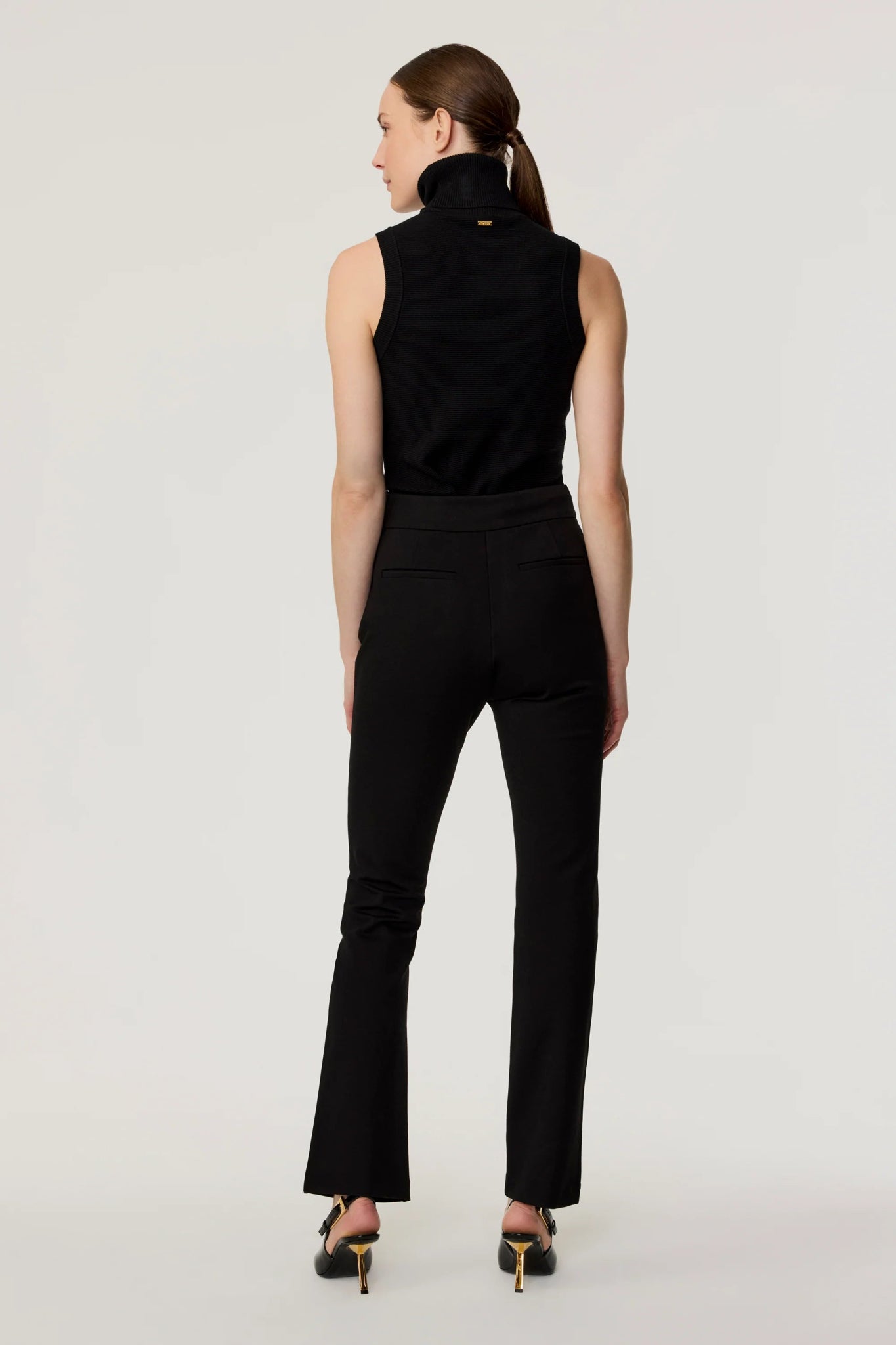 Claire Cigarette Pants - thegreatputonmvClaire Cigarette PantsClaire Cigarette PantsClaire Cigarette PantsPantsTOCCINthegreatputonmvTR5705P022Claire Cigarette Pants0JET54156572