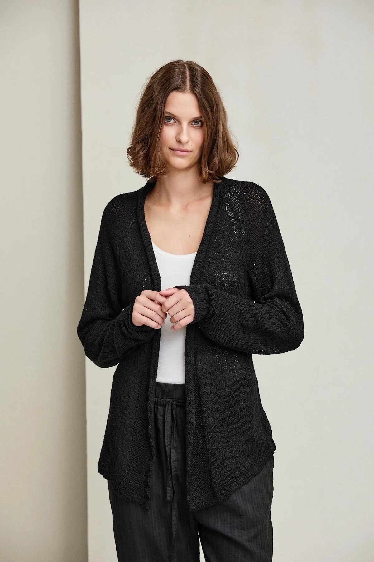 Cotton Linen Silk Cardigan - thegreatputonmvCotton Linen Silk CardiganCotton Linen Silk CardiganCotton Linen Silk CardiganCardiganKristensen du Nordthegreatputonmv25223Cotton Linen Silk Cardigan124966940