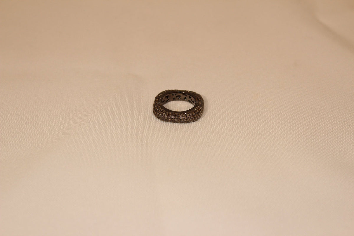 Diamond Square Band - thegreatputonmvDiamond Square BandDiamond Square BandDiamond Square BandRingsGristhegreatputonmvR216Pave diamond square ring band Size: 7 Sourced from India95253127