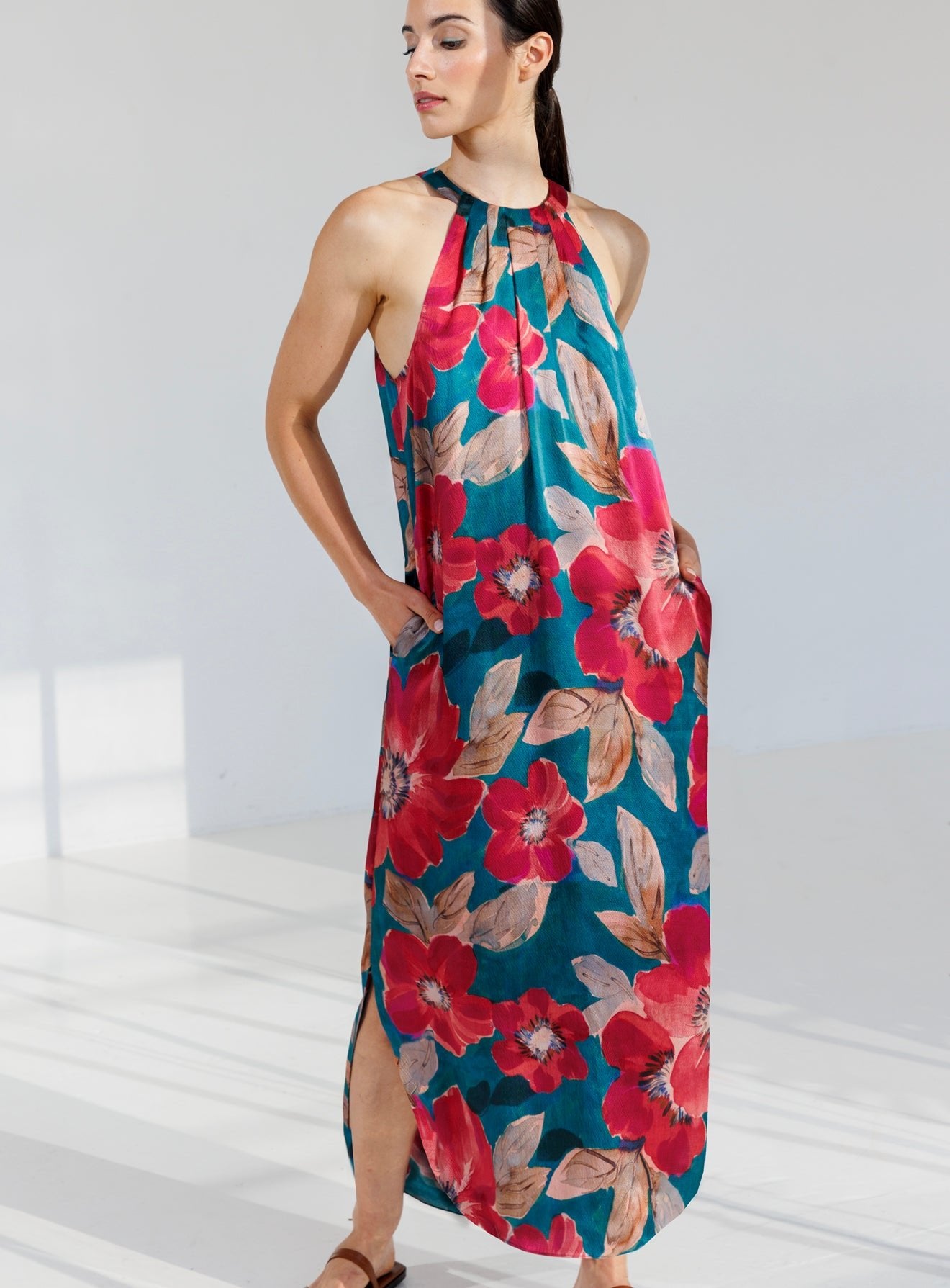 DRAPED OVER HALTER DRESS PRINT - thegreatputonmvDRAPED OVER HALTER DRESS PRINTDRAPED OVER HALTER DRESS PRINTDRAPED OVER HALTER DRESS PRINTWOMEN'S DRESSESGo SilkthegreatputonmvD461-SOPA-1DRAPED OVER HALTER DRESS PRINTSOUTH PACIFIC SOPAXS