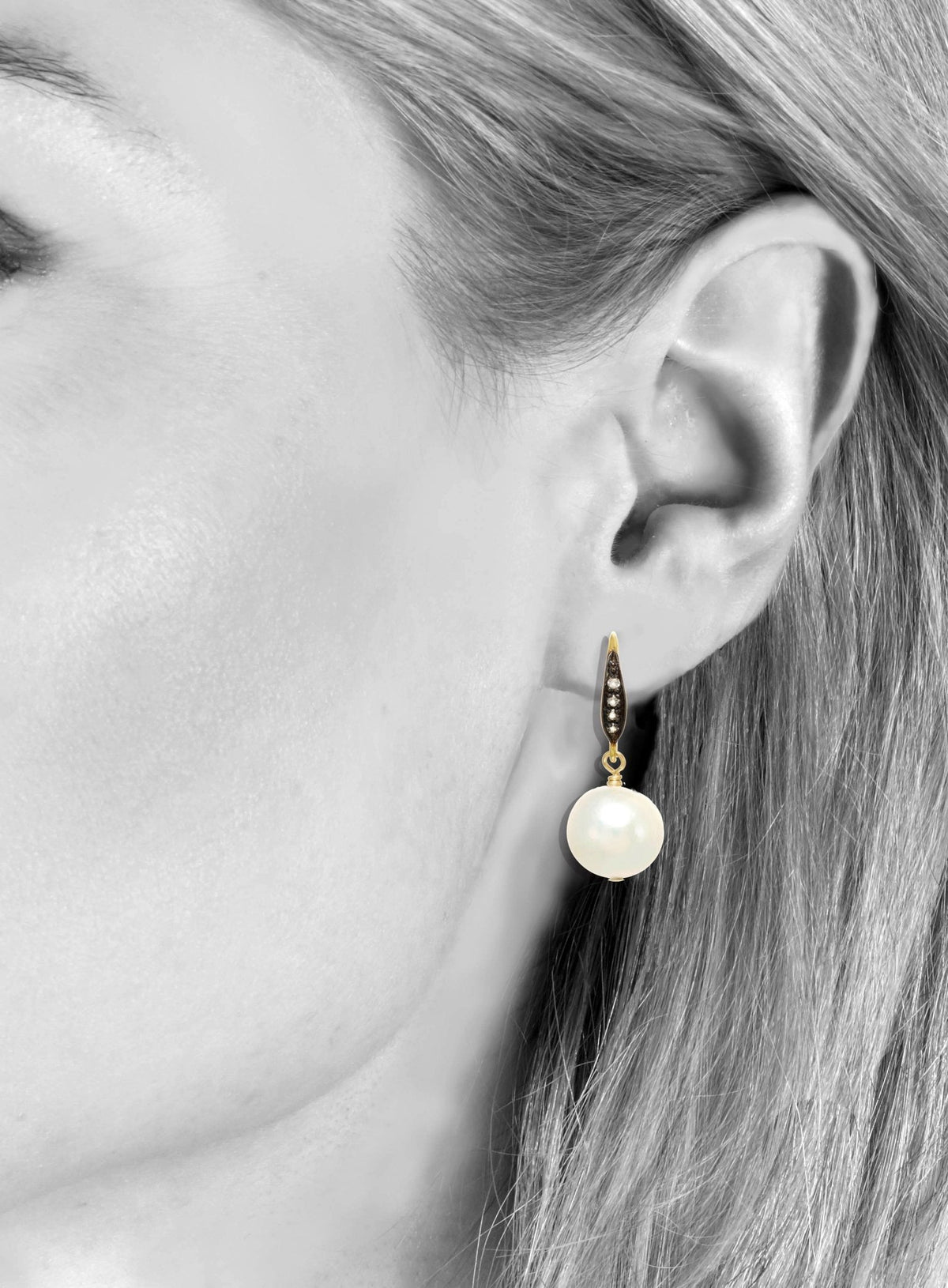 EARSAPH - Wedison - thegreatputonmvEARSAPH - WedisonEARSAPH - WedisonEARSAPH - WedisonEarringMargo MorrisonthegreatputonmvEARSAPH - WedisonEARSAPH - WedisonPearl