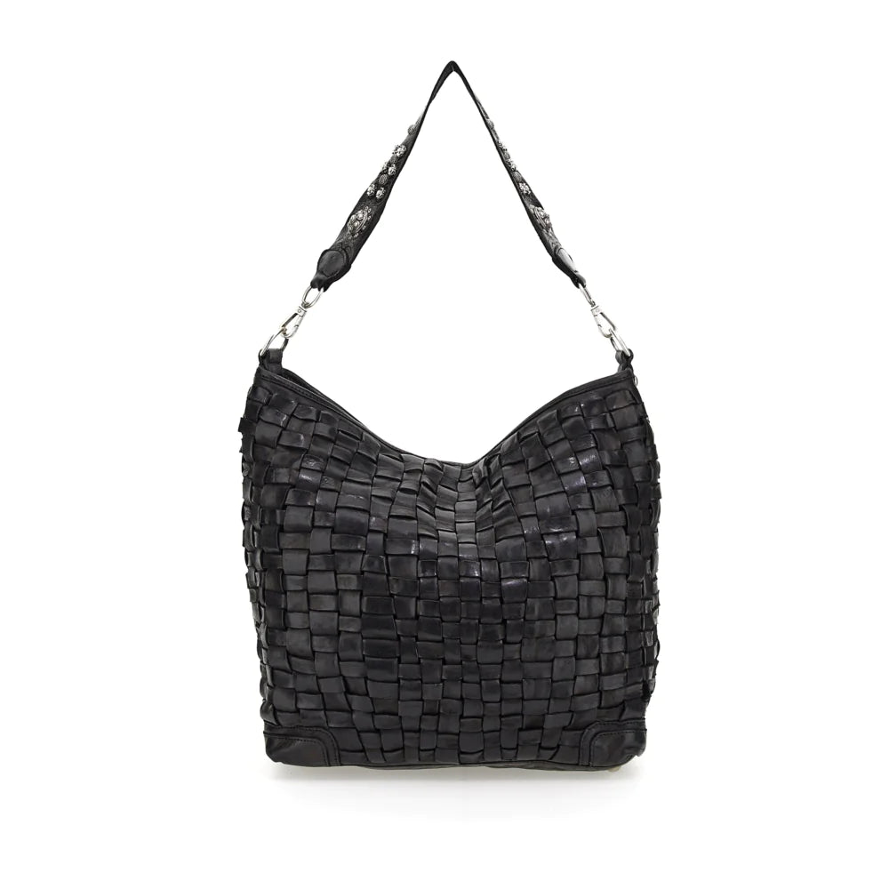 Edera Shoulder Bag - thegreatputonmvEdera Shoulder BagEdera Shoulder BagEdera Shoulder BagCAMPOMAGGIthegreatputonmvC032770ND - X0019 - C0001Edera Shoulder BagBlack