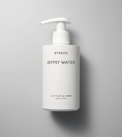 Gypsy Water Body Lotion - thegreatputonmvGypsy Water Body LotionGypsy Water Body LotionGypsy Water Body LotionLotionByredothegreatputonmv200009Gypsy Water Body Lotion39468167