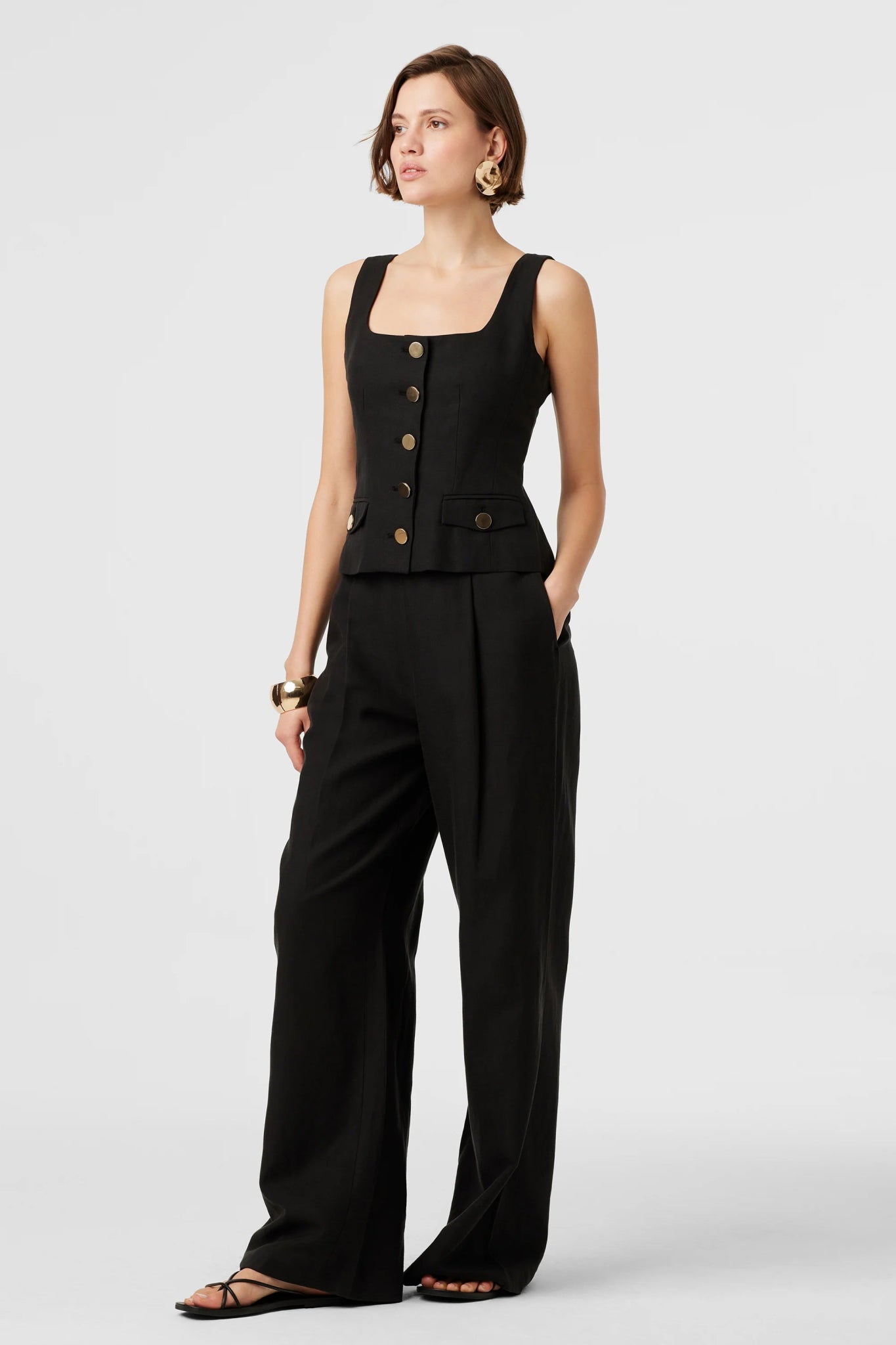 Hailey Linen Wide Leg Trouser - thegreatputonmvHailey Linen Wide Leg TrouserHailey Linen Wide Leg TrouserHailey Linen Wide Leg TrouserPantsTOCCINthegreatputonmvTC5110P005Hailey Linen Wide Leg Trouser0JET75816220