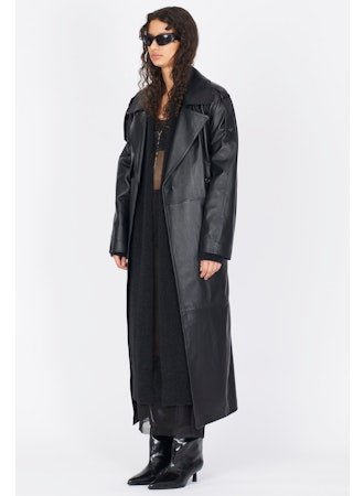 Leather Trench Coat - thegreatputonmvLeather Trench CoatLeather Trench CoatLeather Trench CoatISABEL BENENATOthegreatputonmvDL01F25Leather Trench CoatSBlack