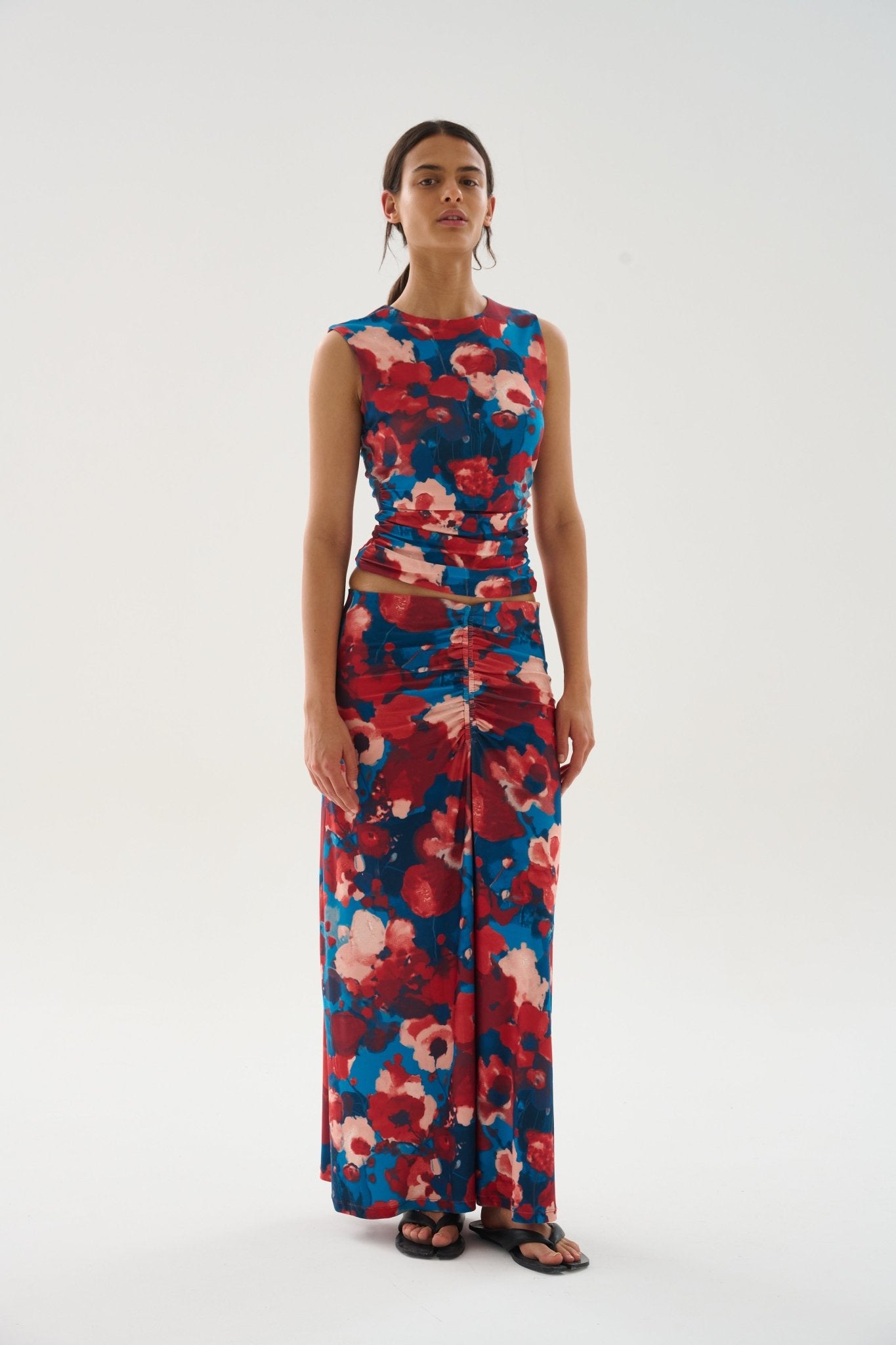 Liniers Anna Midi Skirt - thegreatputonmvLiniers Anna Midi SkirtLiniers Anna Midi SkirtLiniers Anna Midi SkirtSkirtsMaria Cherthegreatputonmv1512050Liniers Anna Midi SkirtXSRed