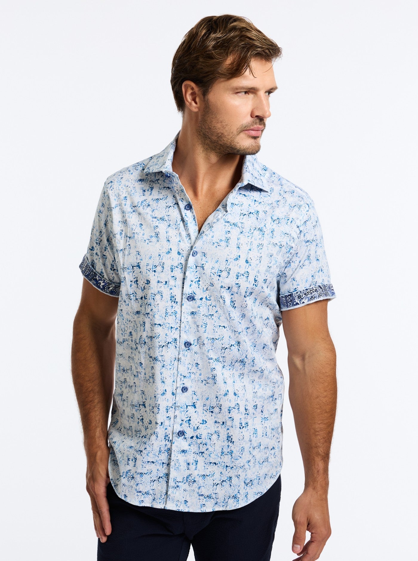 Makemo s/s woven shirt - thegreatputonmvMakemo s/s woven shirtMakemo s/s woven shirtMakemo s/s woven shirtRobert GrahamthegreatputonmvS25228C - 400Makemo s/s woven shirtLBlue