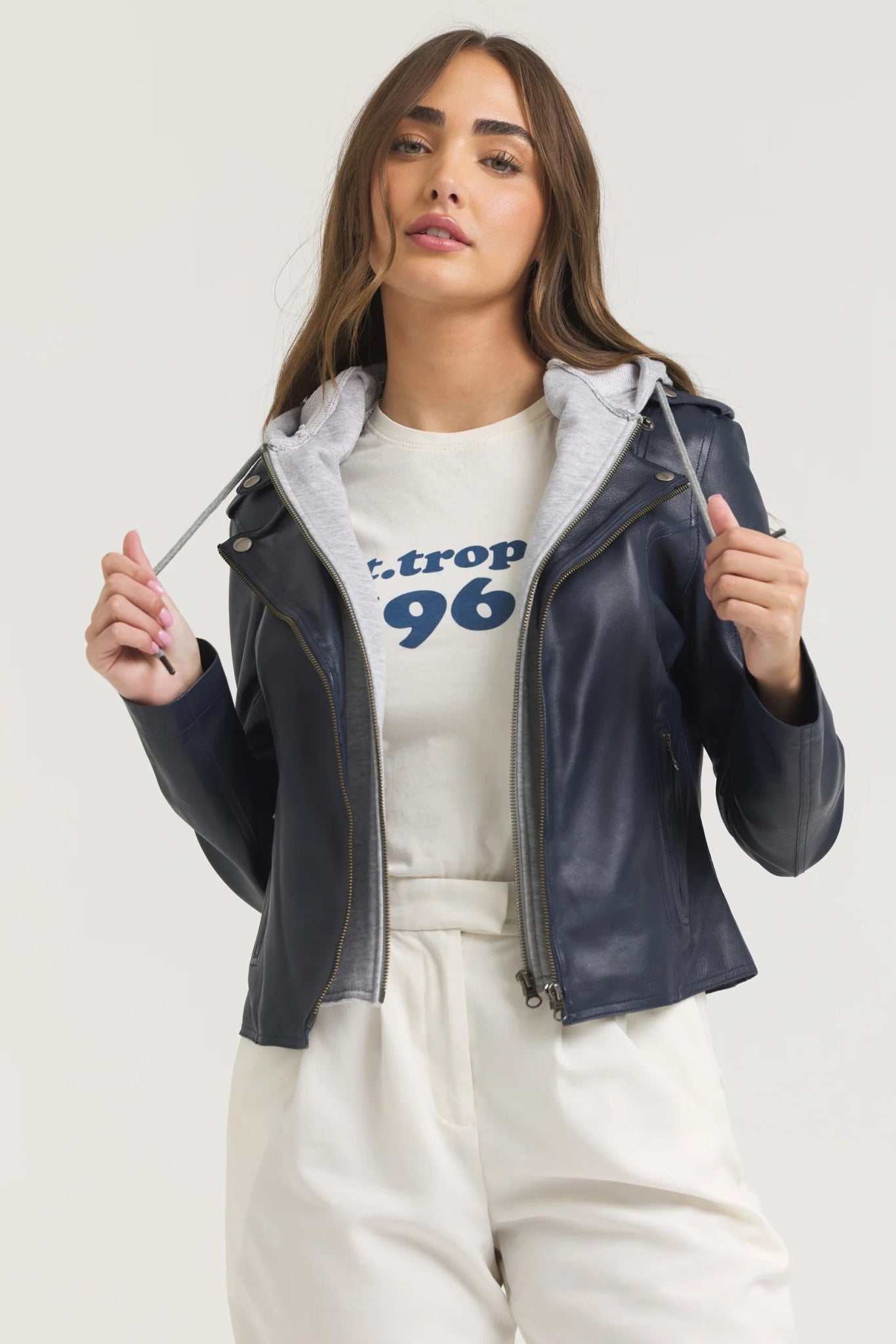 Maxi Burnished Leather - thegreatputonmvMaxi Burnished LeatherMaxi Burnished LeatherMaxi Burnished LeatherJakettthegreatputonmv583J398Maxi Burnished LeatherMDark Indigo84386332