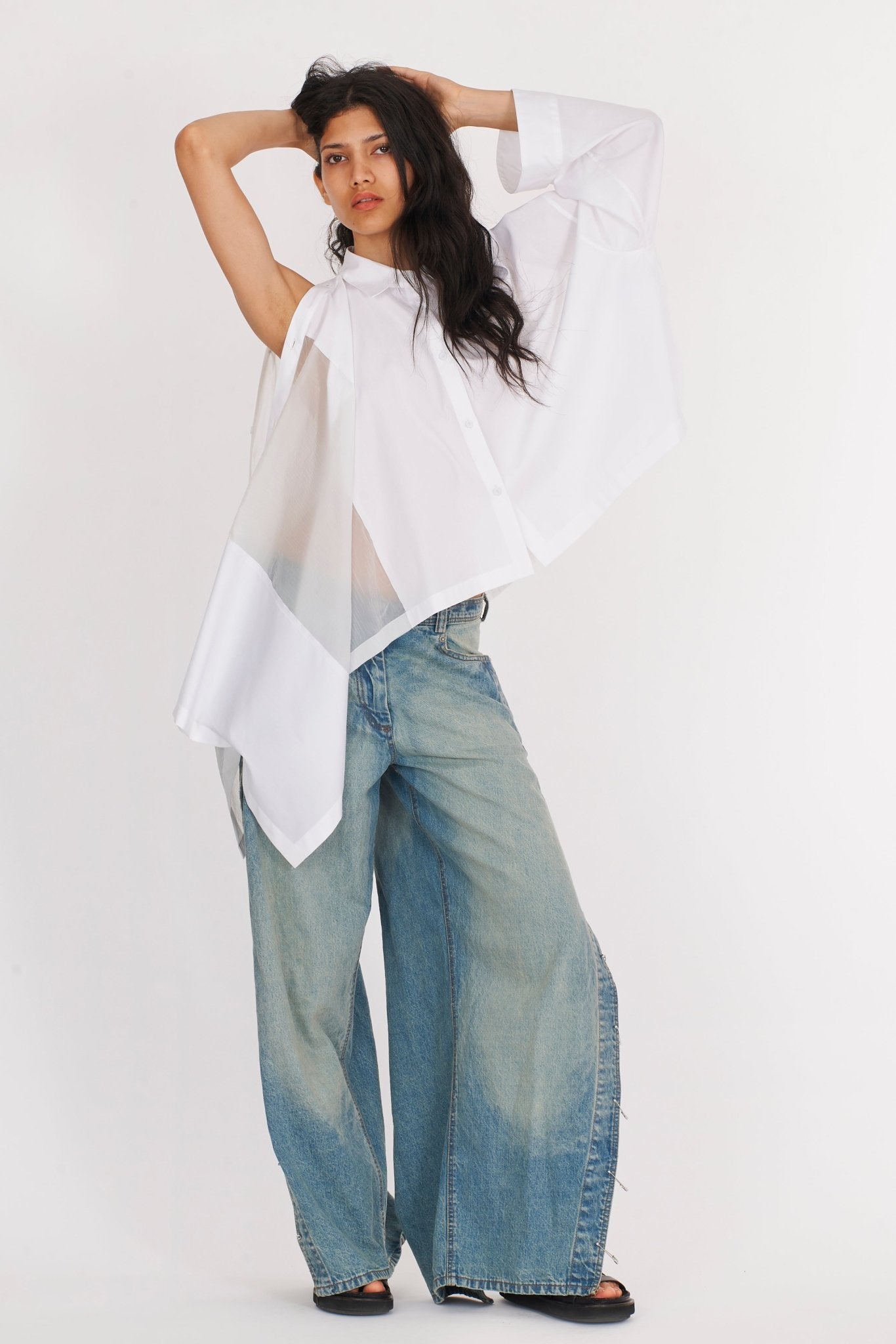 Oversized shirt - thegreatputonmvOversized shirtOversized shirtOversized shirtISABEL BENENATOthegreatputonmvDW52S25Oversized shirtSWhite