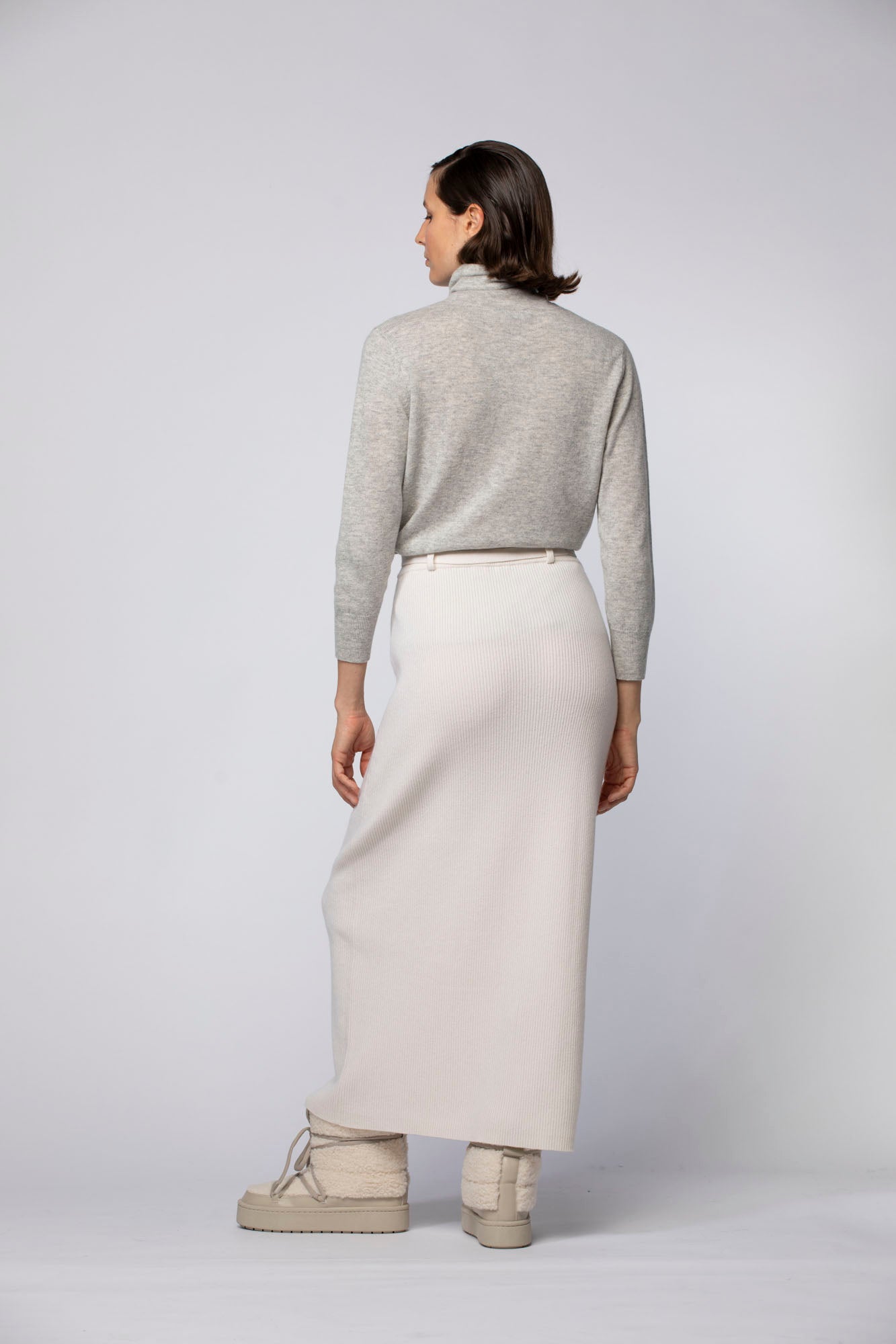 PRE ORDER - JUPE DROITE EN MAILLE - thegreatputonmvPRE ORDER - JUPE DROITE EN MAILLEPRE ORDER - JUPE DROITE EN MAILLEPRE ORDER - JUPE DROITE EN MAILLEWOMEN'S TOPSMax & MoithegreatputonmvH24JULIE-1PRE ORDER - JUPE DROITE EN MAILLE18 H24TAUPEXS