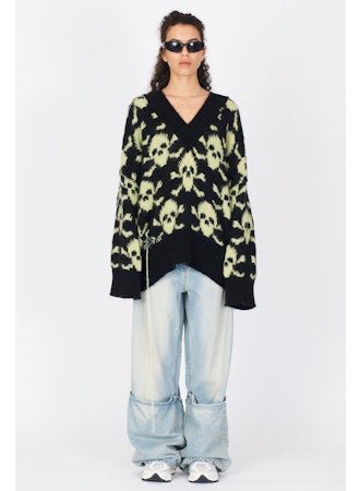 Reversible Multicolored Jacquard V - neck Sweater - thegreatputonmvReversible Multicolored Jacquard V - neck SweaterReversible Multicolored Jacquard V - neck SweaterReversible Multicolored Jacquard V - neck SweaterISABEL BENENATOthegreatputonmvDK83F25Reversible Multicolored Jacquard V - neck SweaterSBlack/Lime 0132