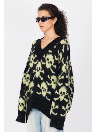 Reversible Multicolored Jacquard V - neck Sweater - thegreatputonmvReversible Multicolored Jacquard V - neck SweaterReversible Multicolored Jacquard V - neck SweaterReversible Multicolored Jacquard V - neck SweaterISABEL BENENATOthegreatputonmvDK83F25Reversible Multicolored Jacquard V - neck SweaterSBlack/Lime 0132