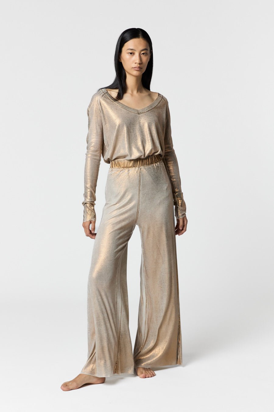 RIBBED FULL LENGHT PALAZZO PANTS WITH LAMINATION - thegreatputonmvRIBBED FULL LENGHT PALAZZO PANTS WITH LAMINATIONRIBBED FULL LENGHT PALAZZO PANTS WITH LAMINATIONRIBBED FULL LENGHT PALAZZO PANTS WITH LAMINATIONPantsAVANT TOIthegreatputonmv225SD2708JCVL - R - 1RIBBED FULL LENGHT PALAZZO PANTS WITH LAMINATIONSLAMINA BRONZO V00102 1 1 2 EUR 280.00