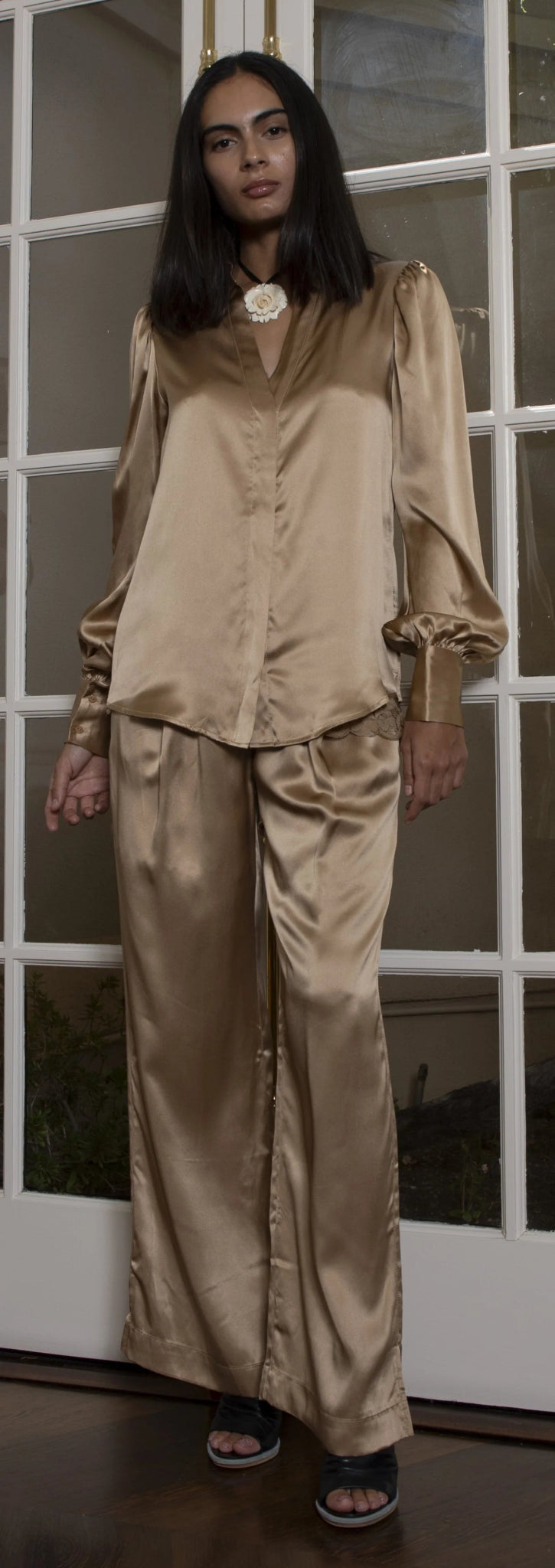 Romantic Silk Shirt - thegreatputonmvRomantic Silk ShirtRomantic Silk ShirtRomantic Silk ShirtGold HawkthegreatputonmvGH4986Romantic Silk ShirtXSDune Sand63434268