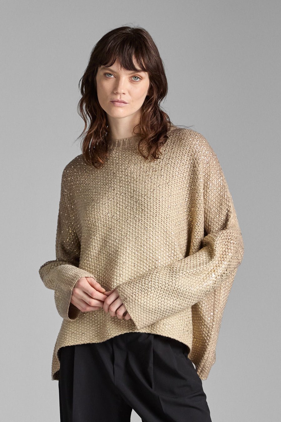 Round Neck Pullover - thegreatputonmvRound Neck PulloverRound Neck PulloverRound Neck PulloverSweaterAVANT TOIthegreatputonmv225WD1520CLNVLB - HRound Neck PulloverSTAUPE V00949