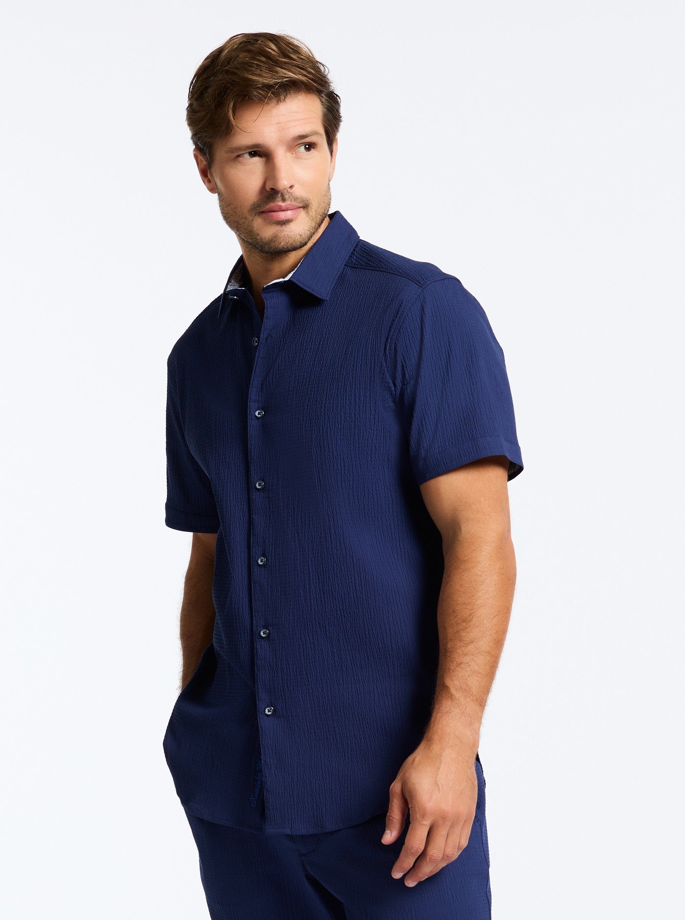 Thresher s/s woven shirt - thegreatputonmvThresher s/s woven shirtThresher s/s woven shirtThresher s/s woven shirtRobert GrahamthegreatputonmvS25206C - 410Thresher s/s woven shirtMNavy