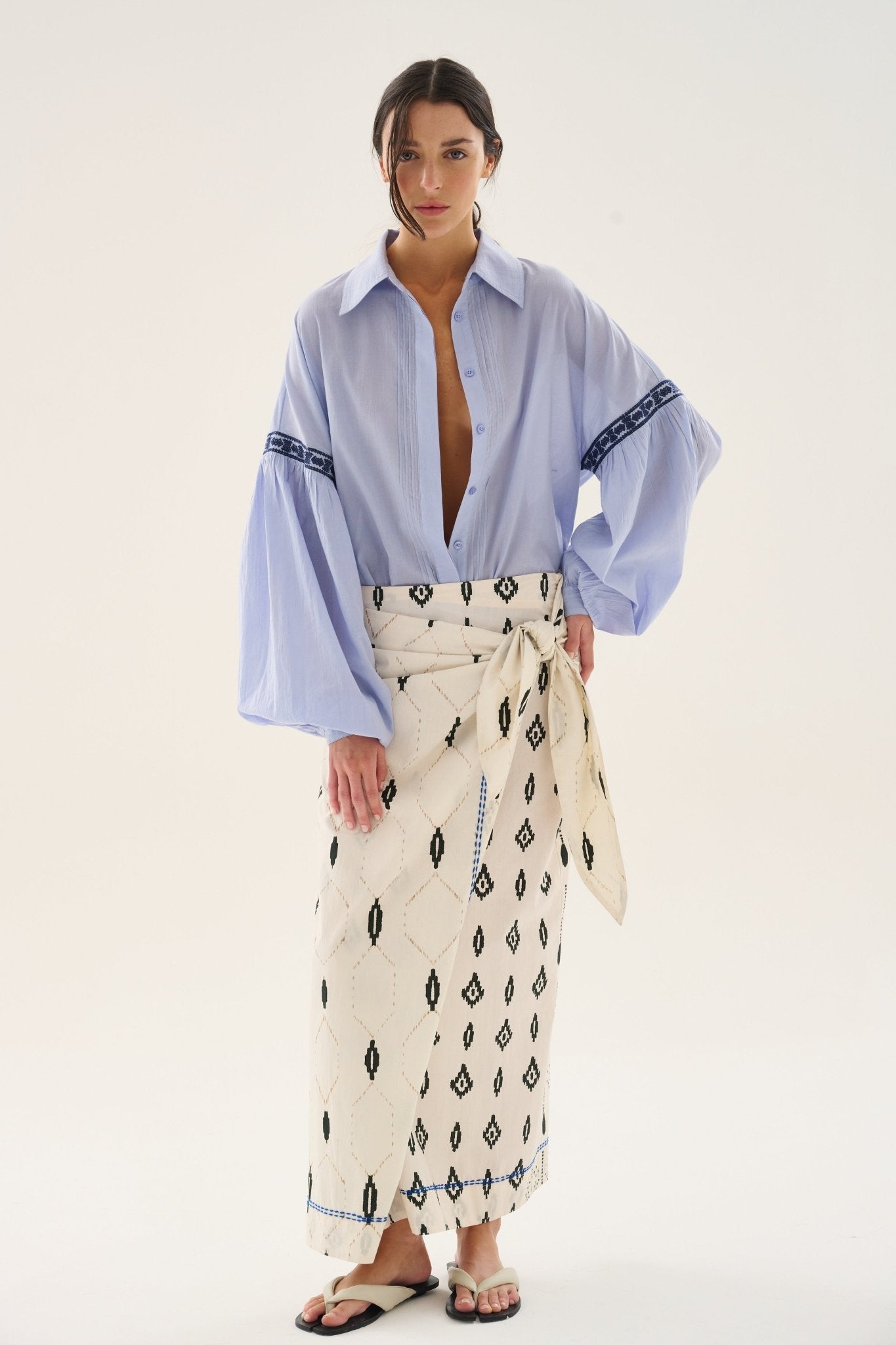 Torcuato Claire Midi Skirt - thegreatputonmvTorcuato Claire Midi SkirtTorcuato Claire Midi SkirtTorcuato Claire Midi SkirtSkirtsMaria Chethegreatputonmv1511450Torcuato Claire Midi SkirtSEcru