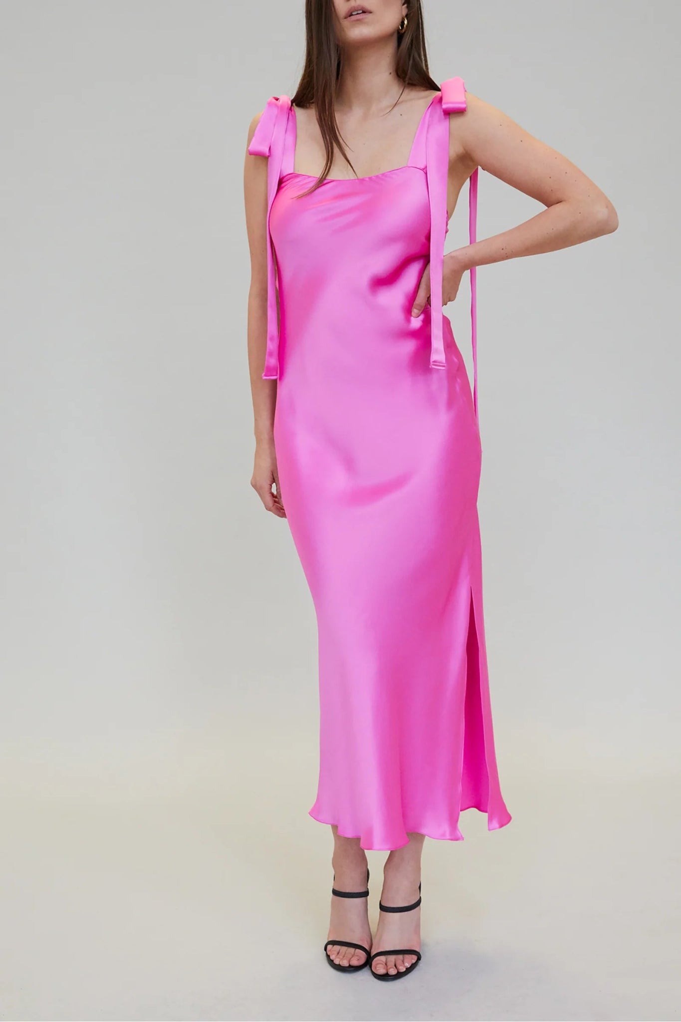 Ulyana Dress - thegreatputonmvUlyana DressUlyana DressUlyana DressDressJACOBA JANEthegreatputonmvULYANA - 1Ulyana DressORCHID PINKS66751516