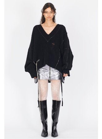 Yak Oversized Side Opening V - Neck Sweater - thegreatputonmvYak Oversized Side Opening V - Neck SweaterYak Oversized Side Opening V - Neck SweaterYak Oversized Side Opening V - Neck SweaterISABEL BENENATOthegreatputonmvDK21F25Yak Oversized Side Opening V - Neck SweaterSBlack