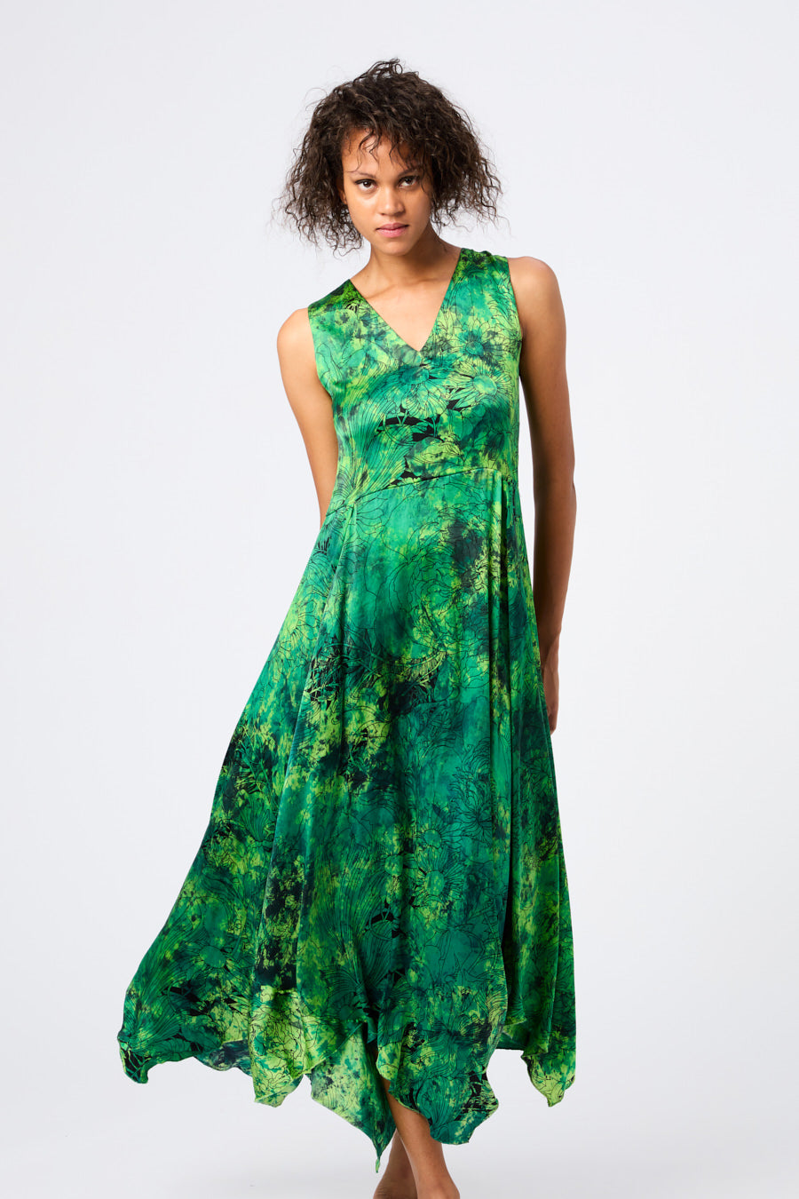 3 Colors Camouflage Dress in B&W Peonies Silk