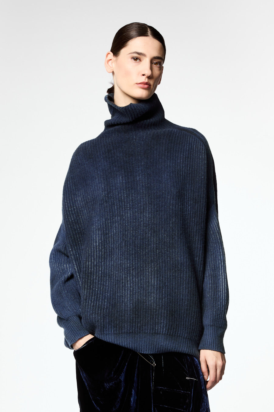Ribbed High Neck Pullover
