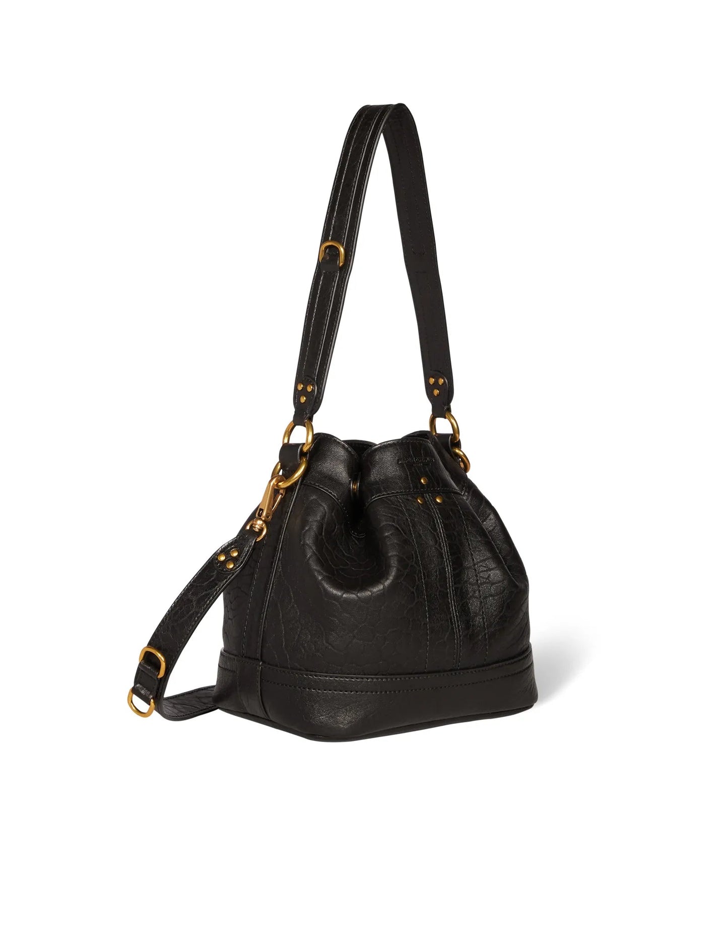 Ben S - thegreatputonmvBen SBen SBen SHandbagJerome Dreyfussthegreatputonmv43BENSAG<span>Adjustable snap closure. Worn on the shoulder or crossed. Detachable leather shoulder strap. Inside pocket with a keychain link inside the bag.</span><br><span>Handbag 100% Lambskin / Lining 100% Cotton</span><br><span>Dimensions : 19,5 x 30 x 13,5 cm</span>NOIR LAMBSKIN86076956