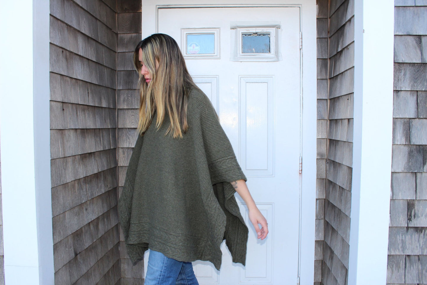 Braided Poncho - thegreatputonmvBraided PonchoBraided PonchoBraided PonchoSweaterGretchen Nealthegreatputonmv105428Braided poncho pullover sweater One size 100% cashmere Made in ItalyGreen36634553