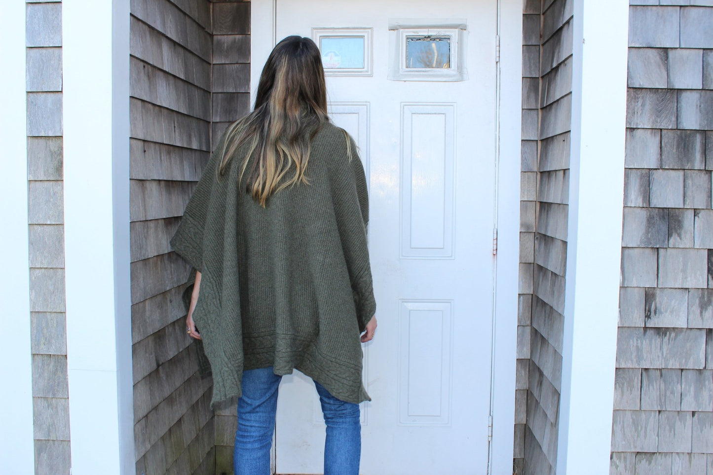Braided Poncho - thegreatputonmvBraided PonchoBraided PonchoBraided PonchoSweaterGretchen Nealthegreatputonmv105428Braided poncho pullover sweater One size 100% cashmere Made in ItalyGreen36634553