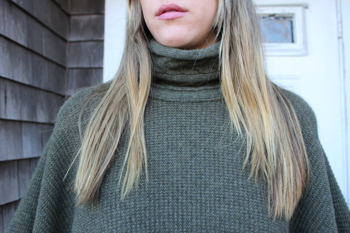 Braided Poncho - thegreatputonmvBraided PonchoBraided PonchoBraided PonchoSweaterGretchen Nealthegreatputonmv105428Braided poncho pullover sweater One size 100% cashmere Made in ItalyGreen36634553