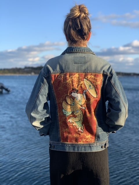 Josie - thegreatputonmvJosieJosieJosiefinal sale jacketErika JanethegreatputonmvHandmade one of a kind denim jacket. Reclaimed and repurposed. Geshia style.One Size48295865