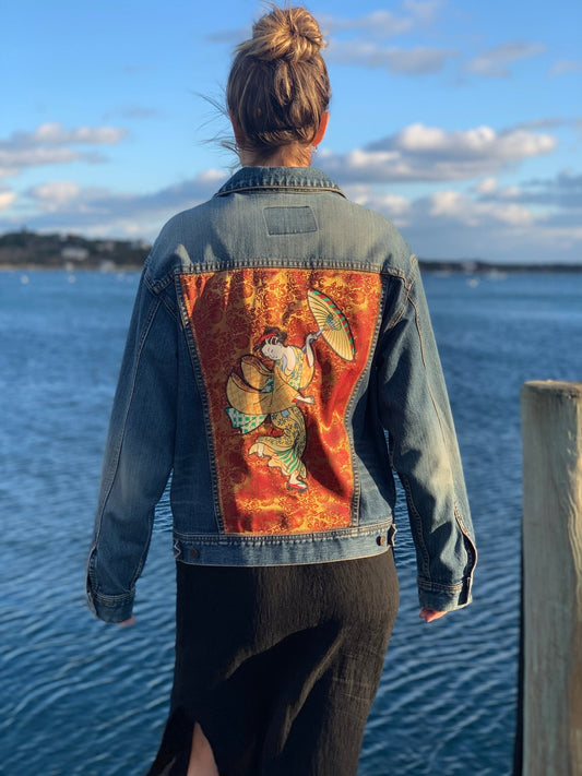 Josie - thegreatputonmvJosieJosieJosiefinal sale jacketErika JanethegreatputonmvHandmade one of a kind denim jacket. Reclaimed and repurposed. Geshia style.One Size48295865