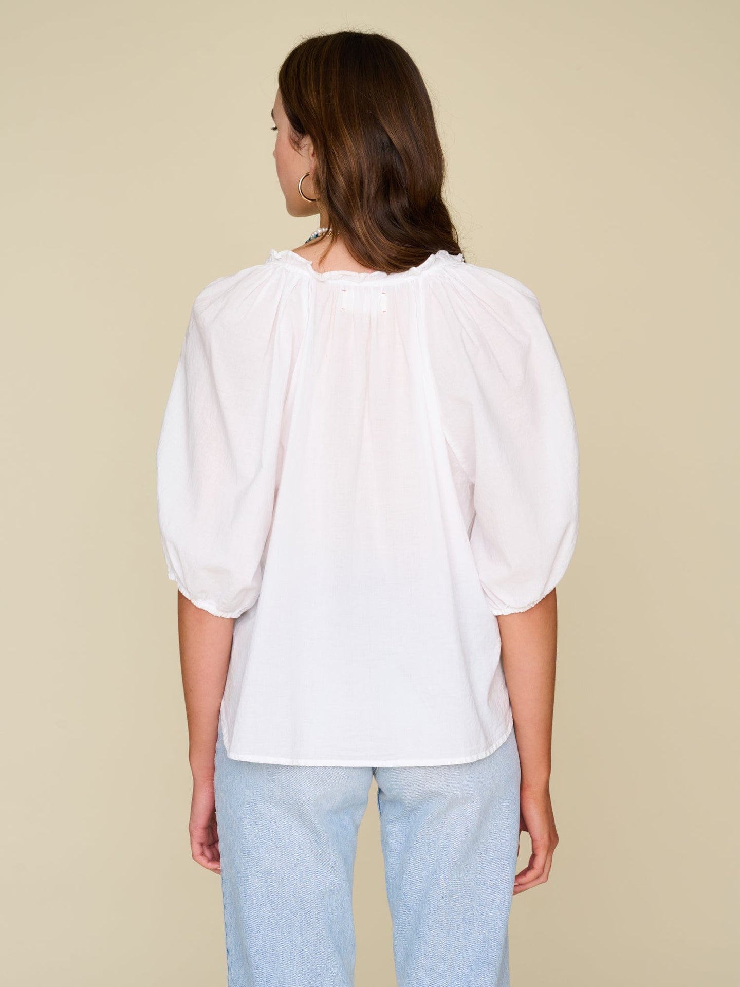 PRE ORDER - Jules Top - thegreatputonmvPRE ORDER - Jules TopPRE ORDER - Jules TopPRE ORDER - Jules TopTopXirenathegreatputonmvX5CTP113Available for PRE ORDER - Estimated delivery June 1st, 2024 COUNTRY OF ORIGIN USA DESCRIPTION Jules TopWhiteXS69848604