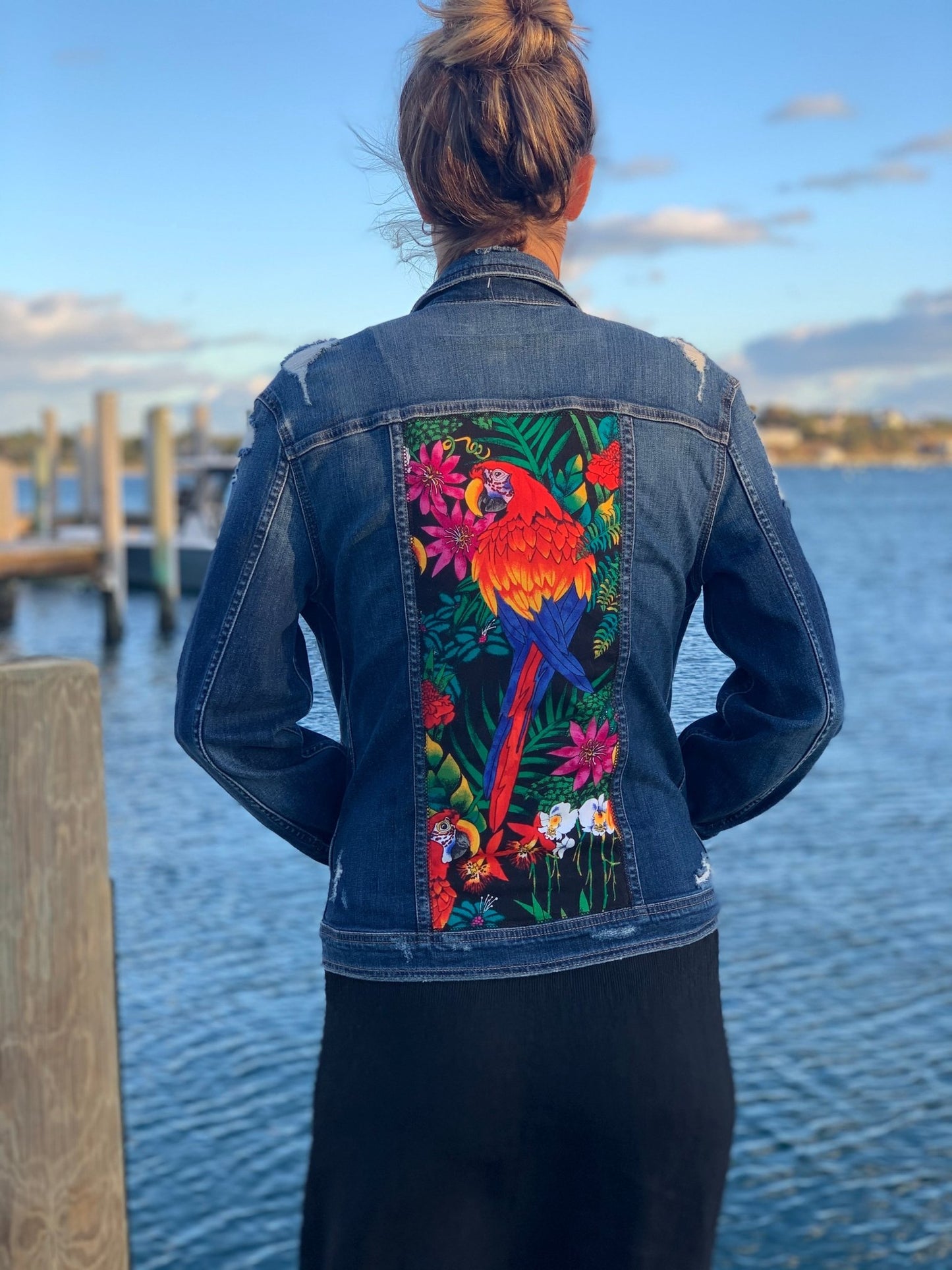 Sarah - thegreatputonmvSarahSarahSarahfinal sale jacketErika JanethegreatputonmvHandmade one of a kind denim jacket. Reclaimed and repurposed. Parrot Colorful Tropical print97511097