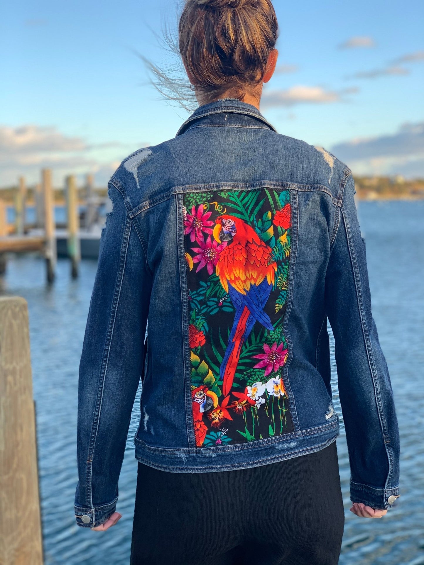 Sarah - thegreatputonmvSarahSarahSarahfinal sale jacketErika JanethegreatputonmvHandmade one of a kind denim jacket. Reclaimed and repurposed. Parrot Colorful Tropical print97511097