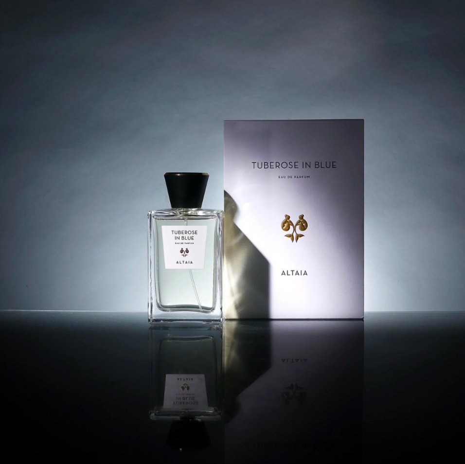 Tuberose In Blue - thegreatputonmvTuberose In BlueTuberose In BlueTuberose In BlueFragranceAltaiathegreatputonmvTuberose In Blue83536924
