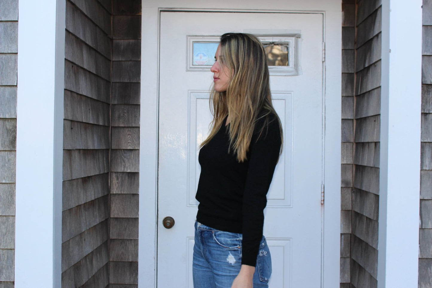 V Neck Sweater - thegreatputonmvV Neck SweaterV Neck SweaterV Neck SweaterSweaterGretchen Nealthegreatputonmv105422V Neck fitted sweater 100% cashmere Made in ItalyS23126201