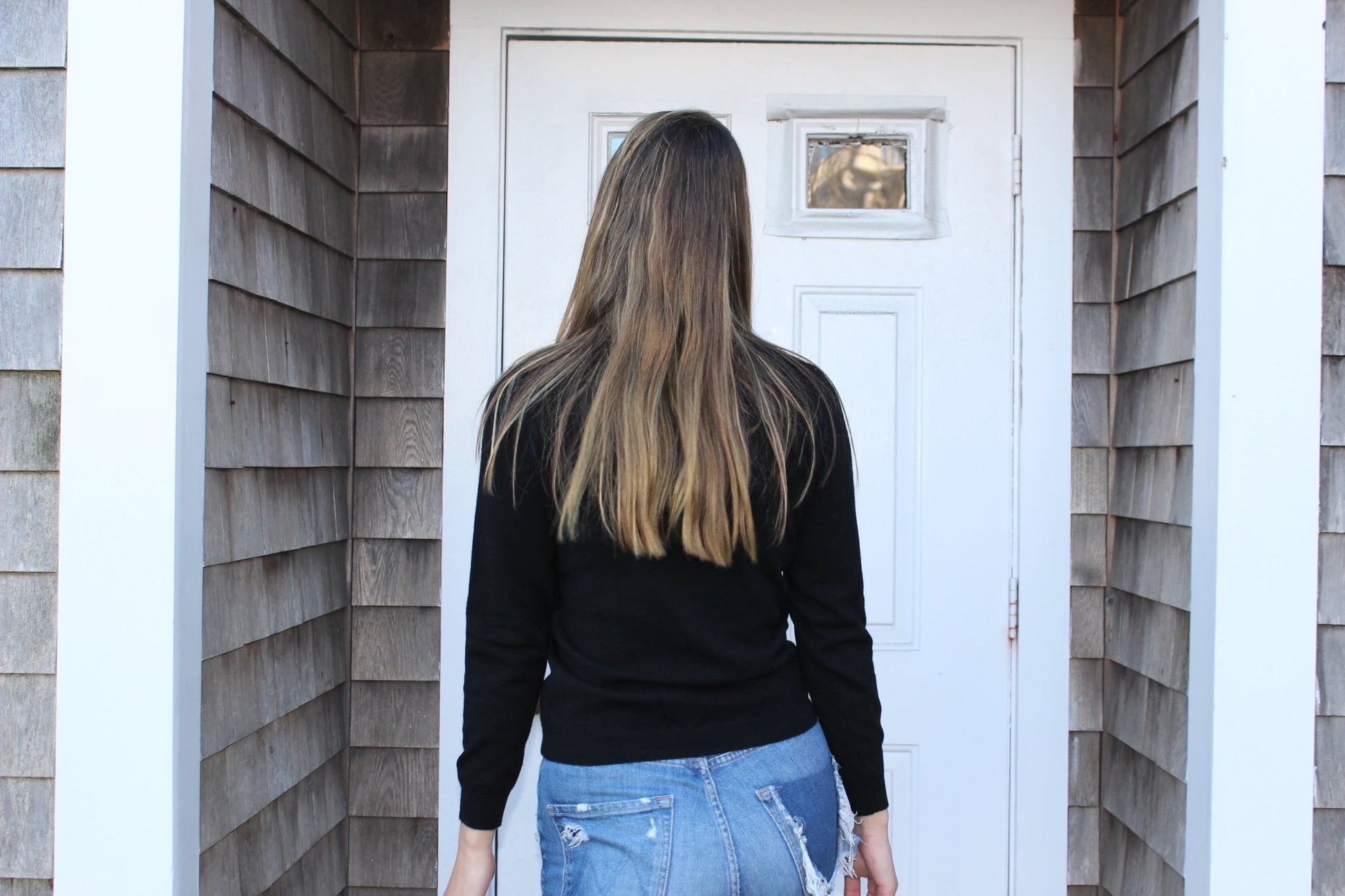 V Neck Sweater - thegreatputonmvV Neck SweaterV Neck SweaterV Neck SweaterSweaterGretchen Nealthegreatputonmv105422V Neck fitted sweater 100% cashmere Made in ItalyS23126201