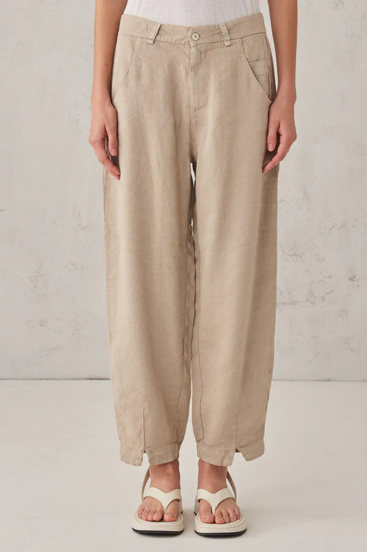 Comfort fit trousers in stretch linen and viscose