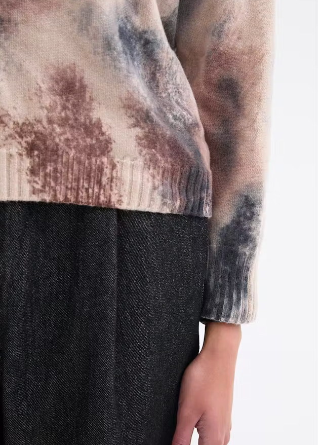 Sweater / Top