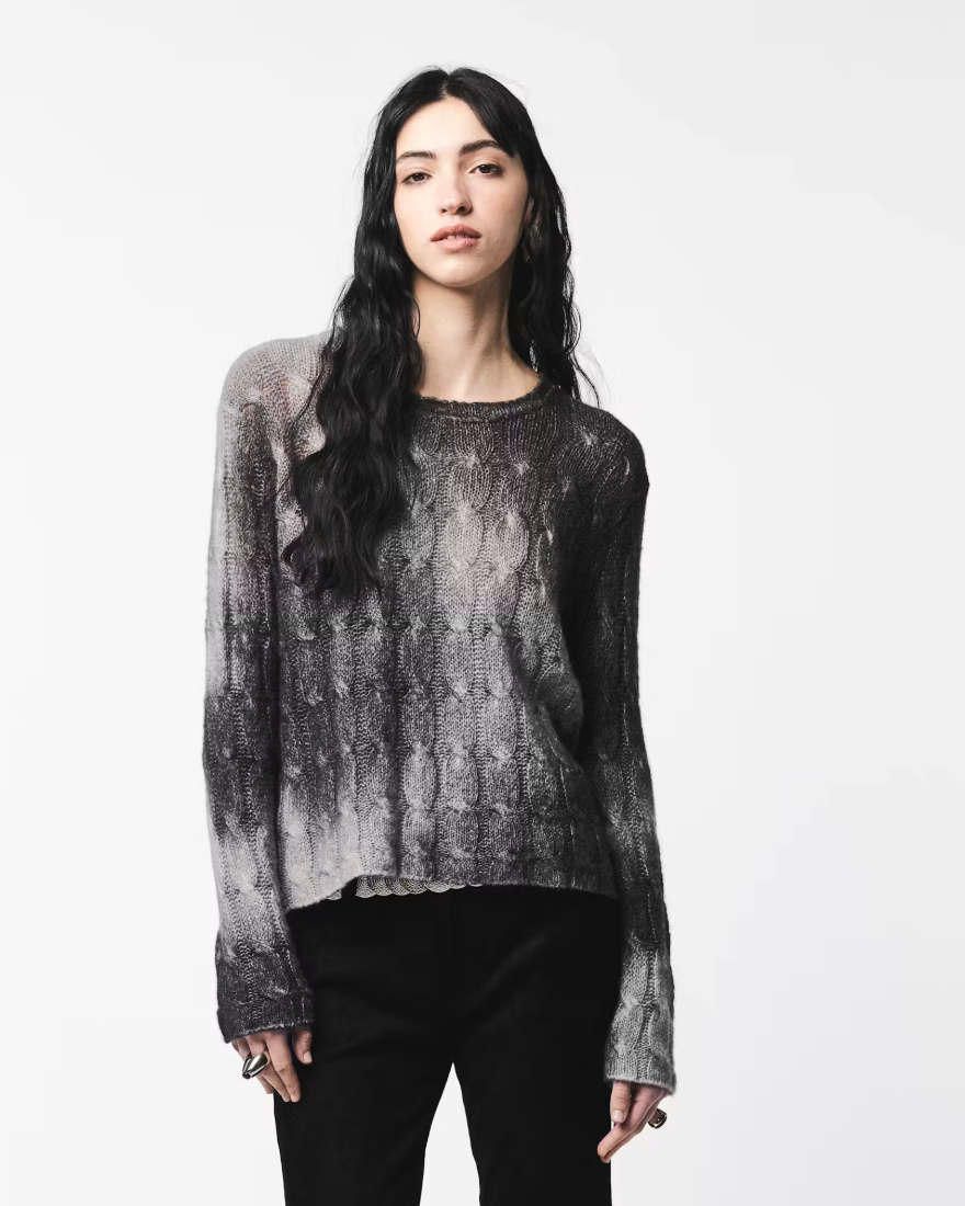 Woman Knitted Pullover