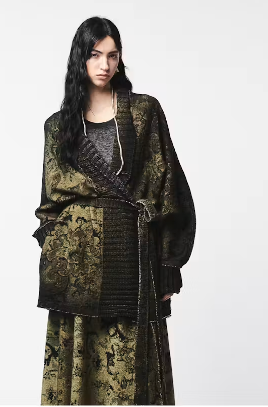 Woman Knitted Vest
