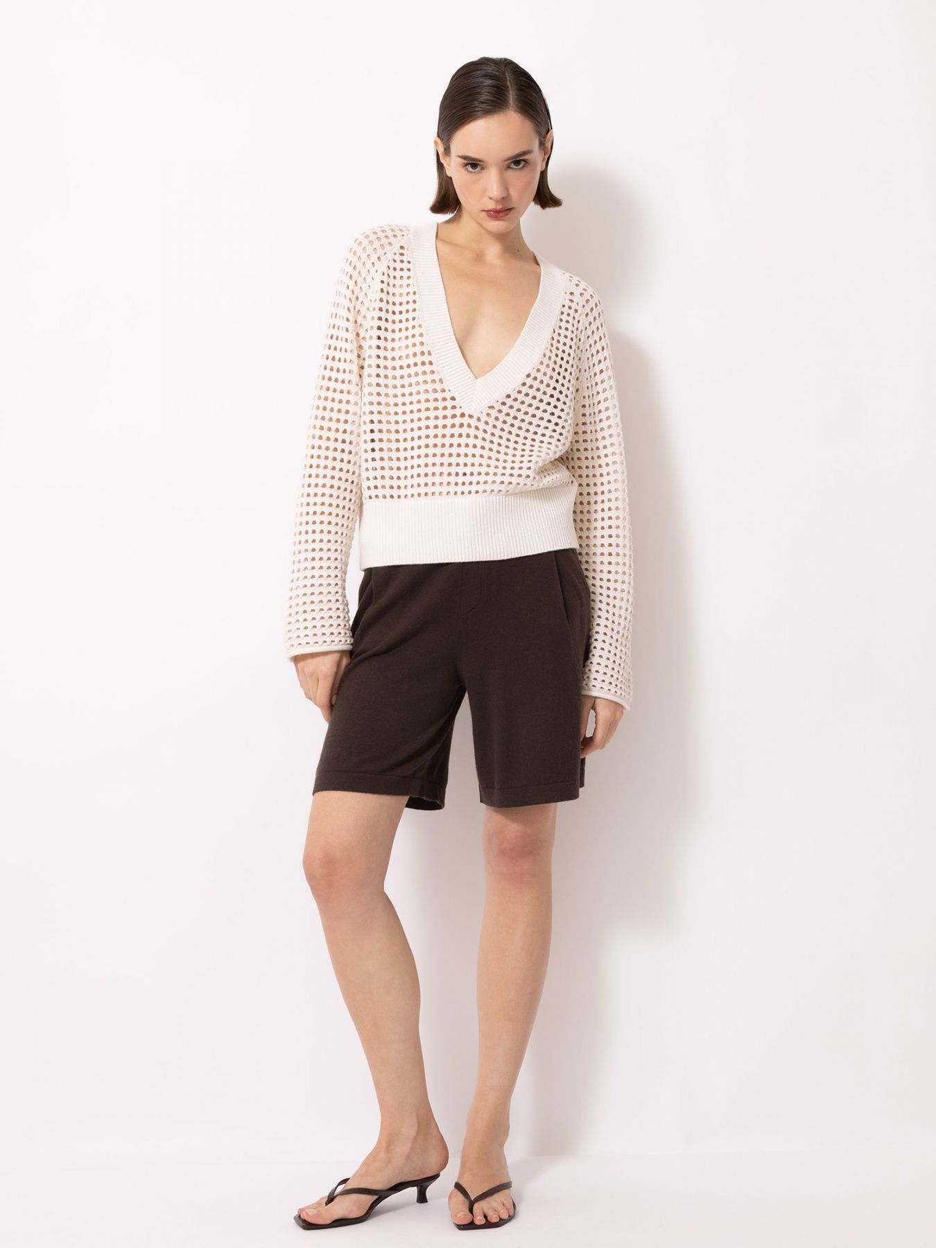 Ajour Lurex Pullover - thegreatputonmvAjour Lurex PulloverAjour Lurex PulloverAjour Lurex PulloverV NeckFTC CASHMEREthegreatputonmv10303-0060Ajour Lurex PulloverXS0100 Pristine White00731932