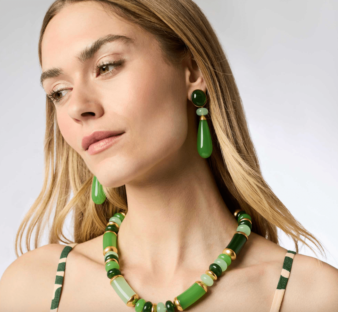 Amalfi Statement Earring - thegreatputonmvAmalfi Statement EarringAmalfi Statement EarringAmalfi Statement EarringEarringJulie VosthegreatputonmvER1098GAGM00Amalfi Statement Earringgreen - apple