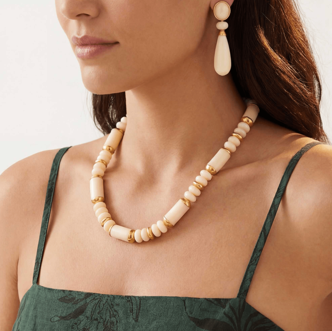 Amalfi Statement Necklace - thegreatputonmvAmalfi Statement NecklaceAmalfi Statement NecklaceAmalfi Statement NecklaceNeckaceJulie VosthegreatputonmvN642GAWM00Amalfi Statement Necklaceaqua