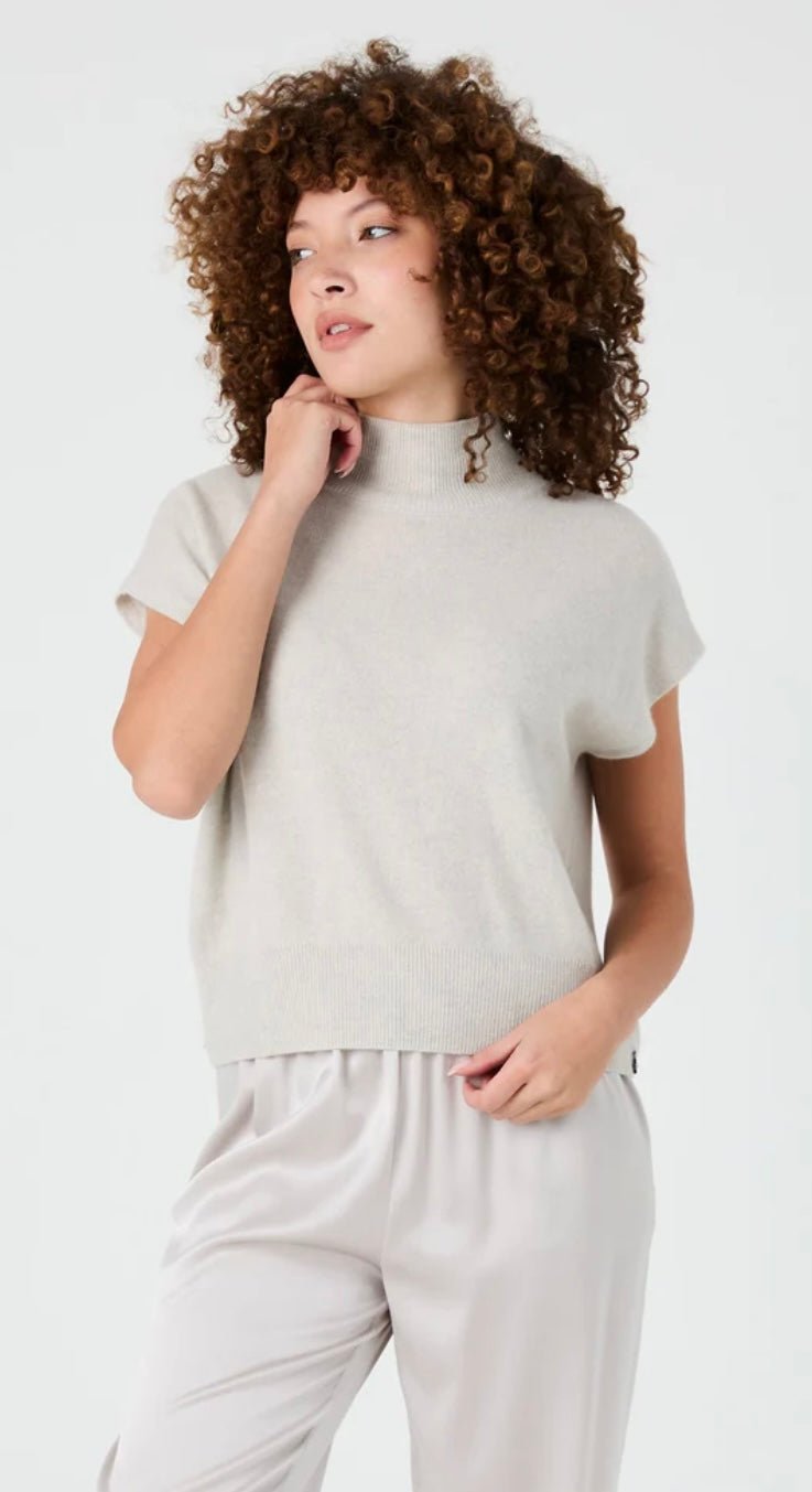 Anne Cap Sleeve Cashmere Top - thegreatputonmvAnne Cap Sleeve Cashmere TopAnne Cap Sleeve Cashmere TopAnne Cap Sleeve Cashmere TopBeryllthegreatputonmvAnne Cap Sleeve Cashmere TopXSAbalone