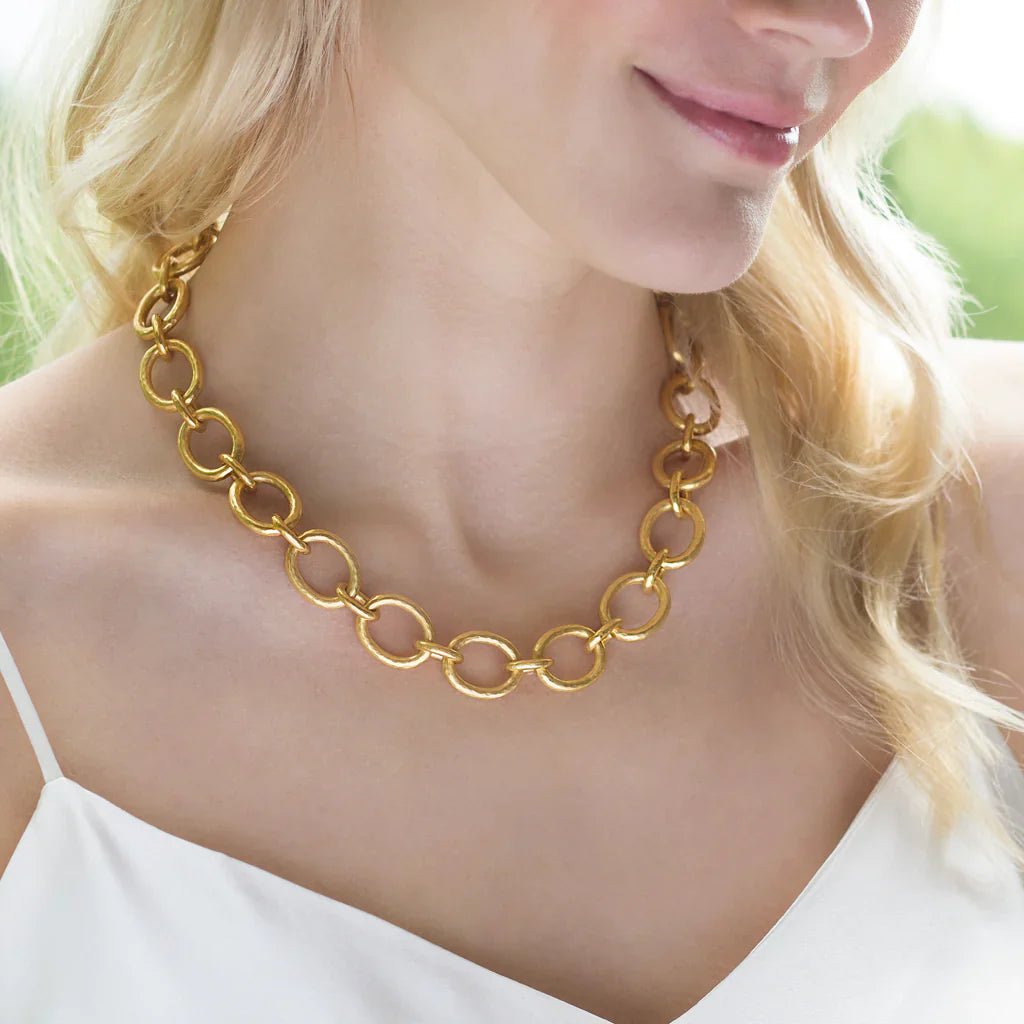 Catalina Demi Link Necklace - thegreatputonmvCatalina Demi Link NecklaceCatalina Demi Link NecklaceCatalina Demi Link NecklaceNecklaceJulie Vos CollectionthegreatputonmvN309GPL00Catalina Demi Link NecklacePearl64577159