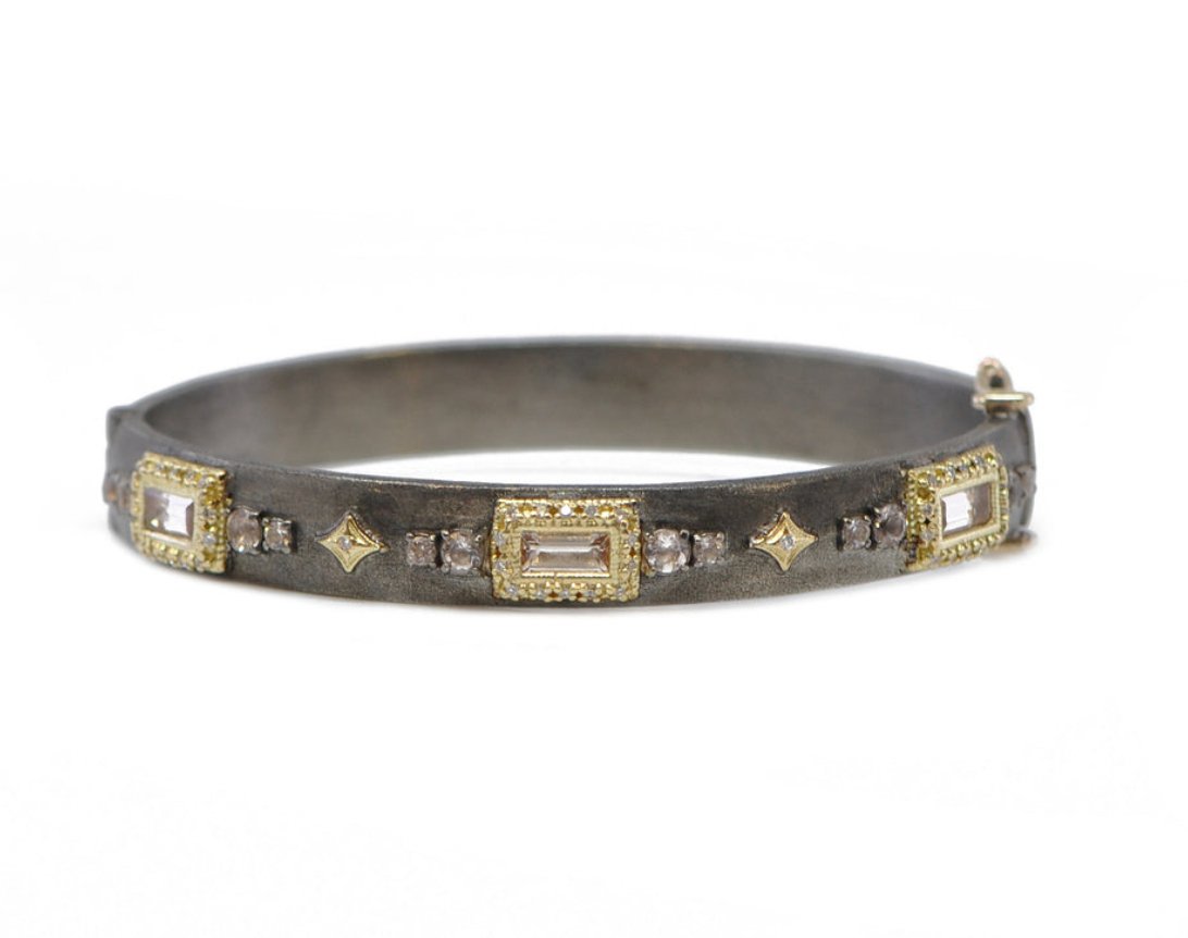 Crivelli and Morganite Huggie Bracelet - thegreatputonmvCrivelli and Morganite Huggie BraceletCrivelli and Morganite Huggie BraceletCrivelli and Morganite Huggie BraceletBraceletArmentathegreatputonmv20572Crivelli and Morganite Huggie Bracelet956730759